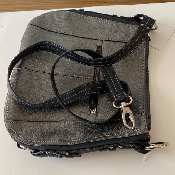 NWT Tignanello Leather Crossbody Pewter Shoulder Bag - Picture 11 of 16